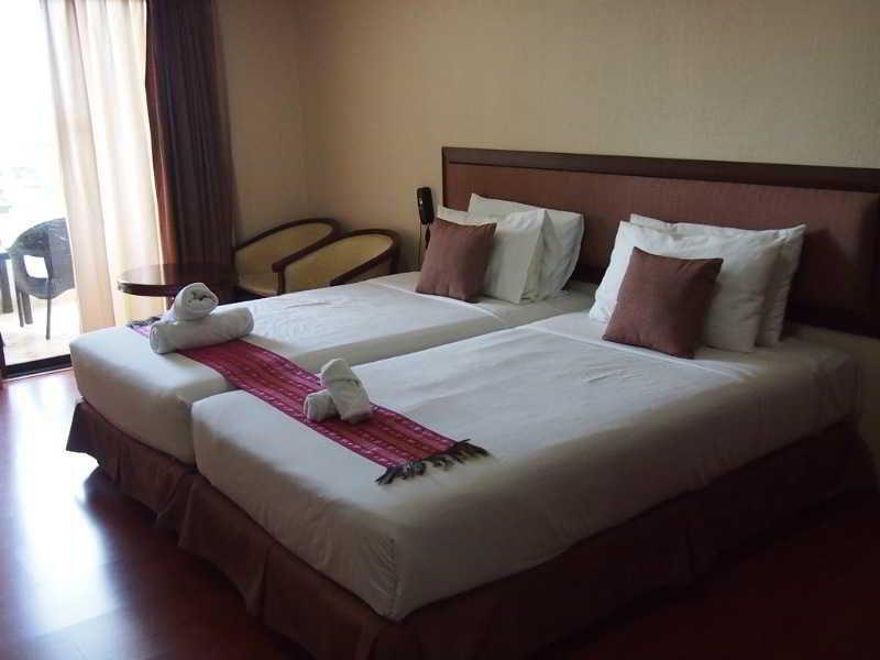 Appartement Abricole At Pattaya Hill Extérieur photo