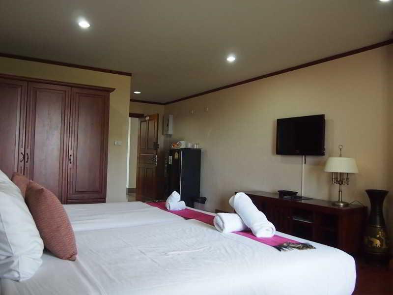 Appartement Abricole At Pattaya Hill Extérieur photo